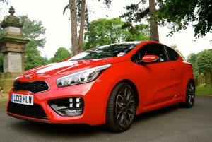 KIA pro_cee'd GT front and side